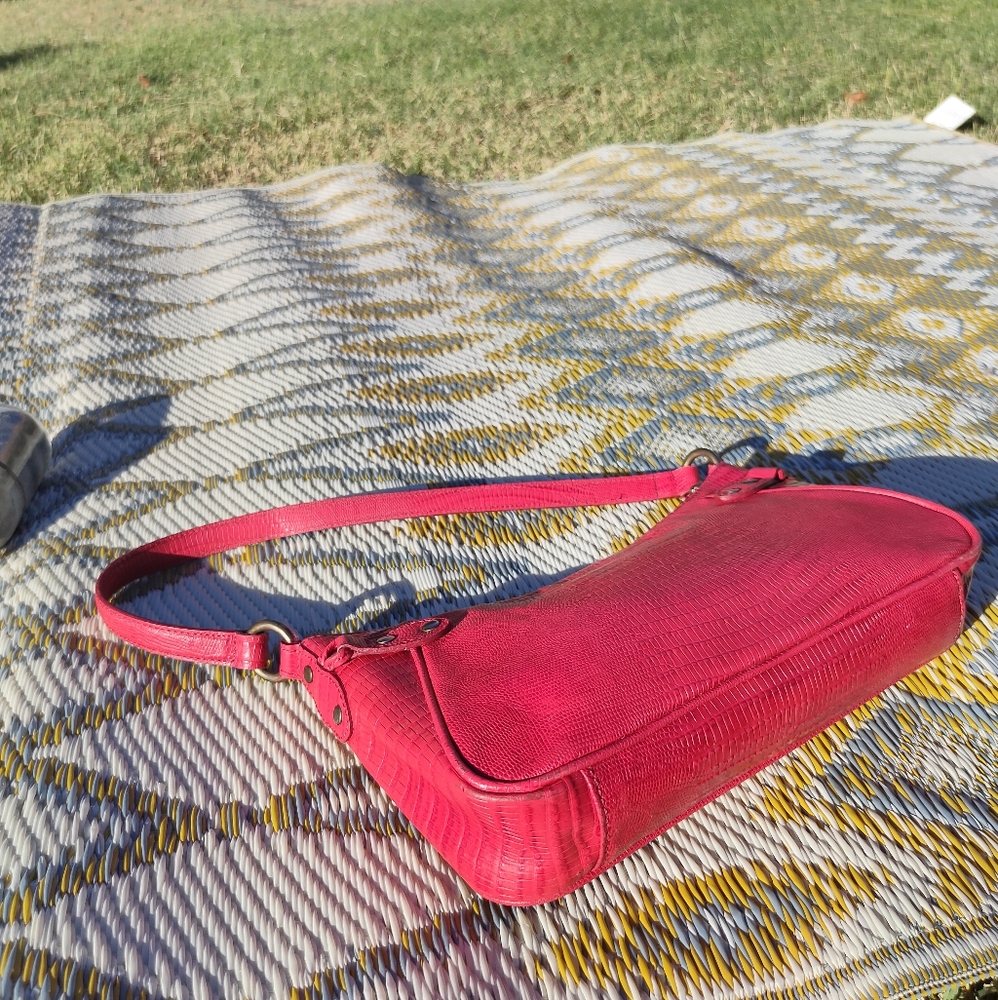 LOFT Red Leather Baguette - Picture 2 of 6